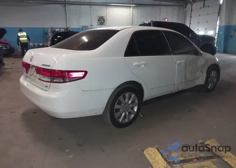 2004 Honda Accord 2.4 Lx из США, поврежденный, VIN 1HGCM56404A115630